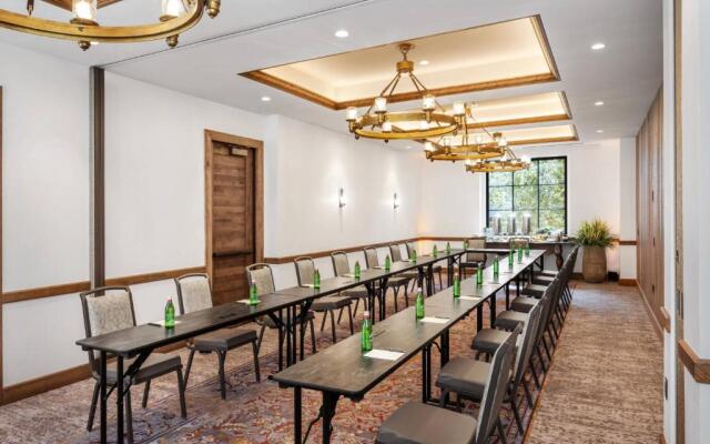 Hotel Drover, Autograph Collection