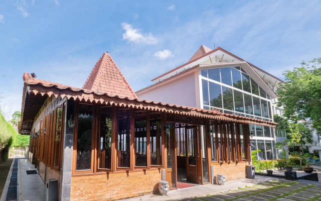 Burza Hotel Yogyakarta