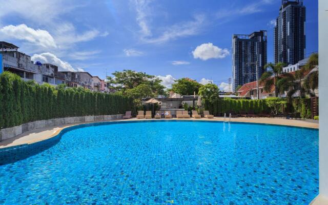 The Pattaya Discovery Beach Hotel Pattaya