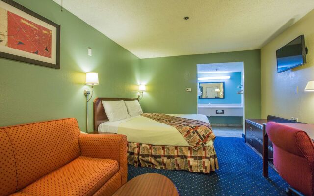 University Inn Fresno