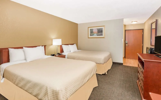 Days Inn West Des Moines