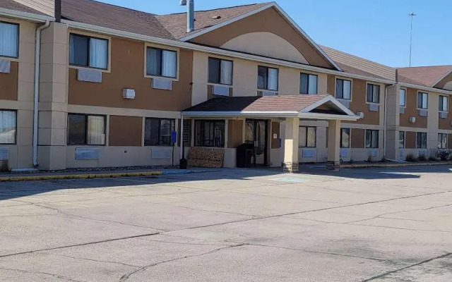 Quality Inn East