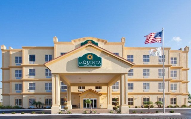 La Quinta Inn And Suites Tampa Central