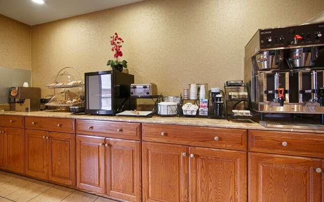 Best Western Annawan Inn