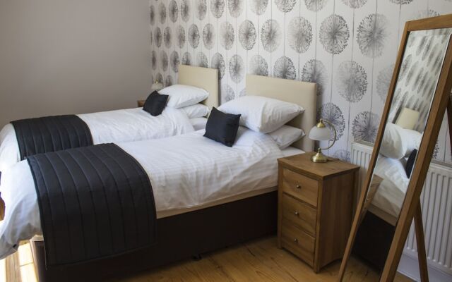 The Grange Guesthouse, Cefn-Coed