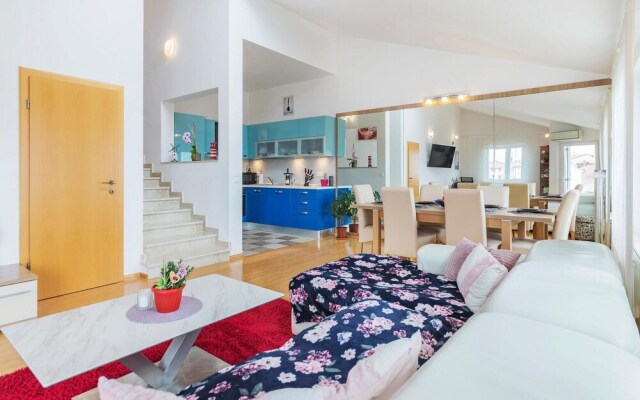 Beautiful Apartment in Pula With Wifi and 2 Bedrooms