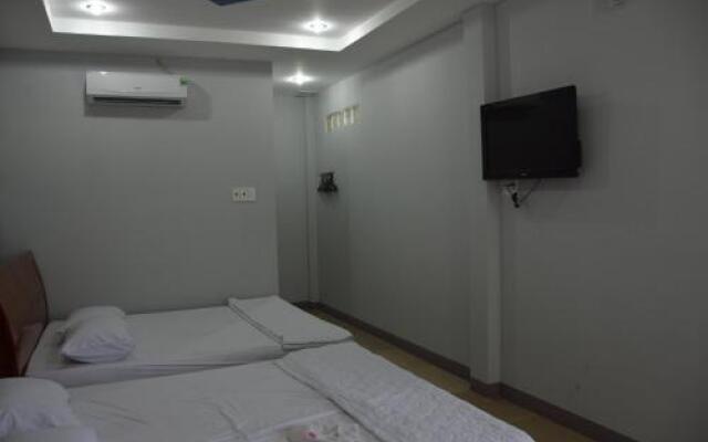 Phung Hoang Motel