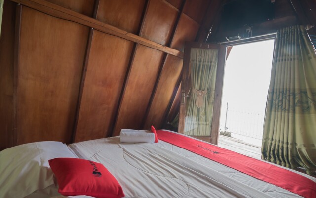 RedDoorz Premium @ Kahai Beach Lampung