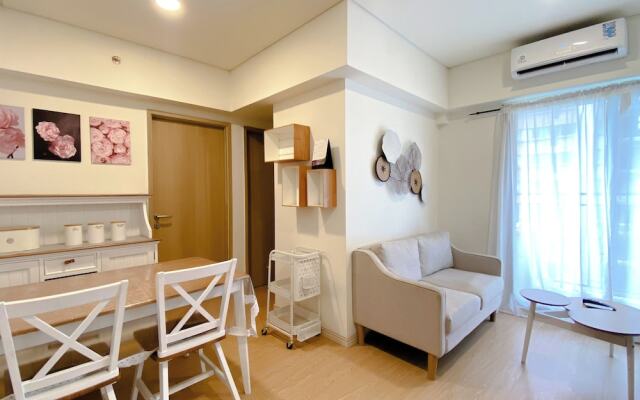 Clean And Homey 2Br At Meikarta Apartment