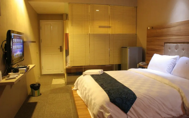 Magnolia Hotel