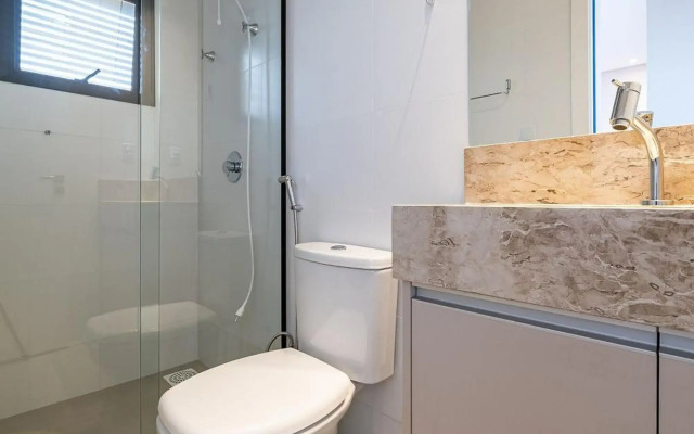 200 - Apartamento 3 dormitórios na Praia de Mariscal