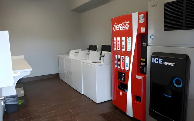 Studio 6 Beeville, TX