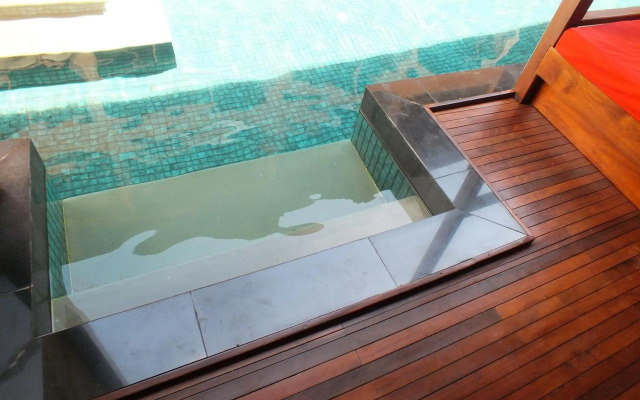 Avatar Railay Resort (SHA Plus+)