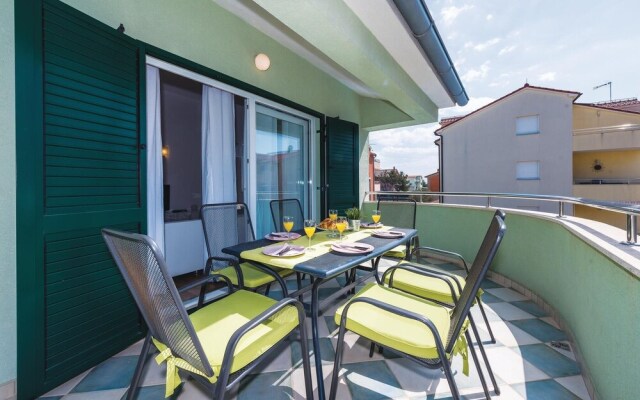 Amazing Home in Vodice With Wifi, 3 Bedrooms and Sauna