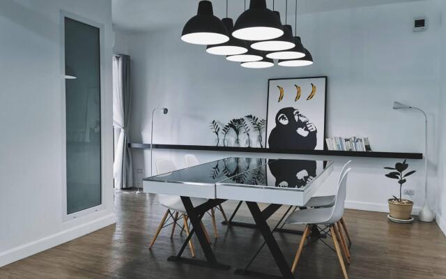 Blu Monkey Bed & Breakfast Phuket
