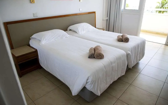 Sun Hall Beach Apartments