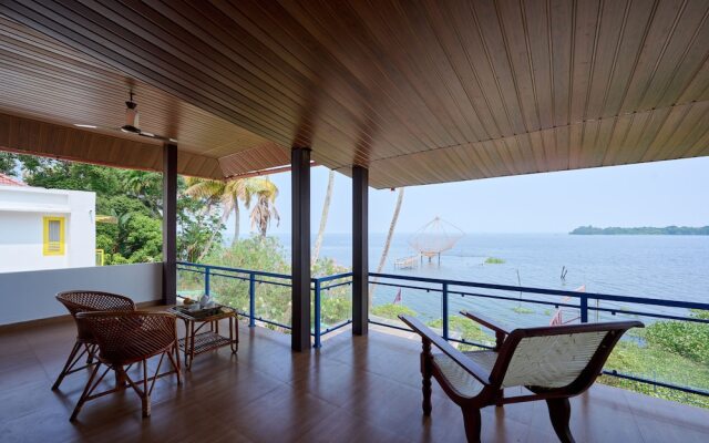 Seclude by the Lake Alleppey