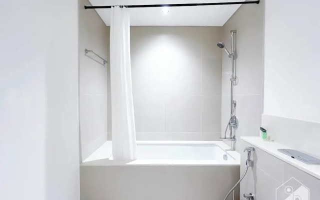 Exclusive Burj Crown 4b Balcony Burj Khalifa View