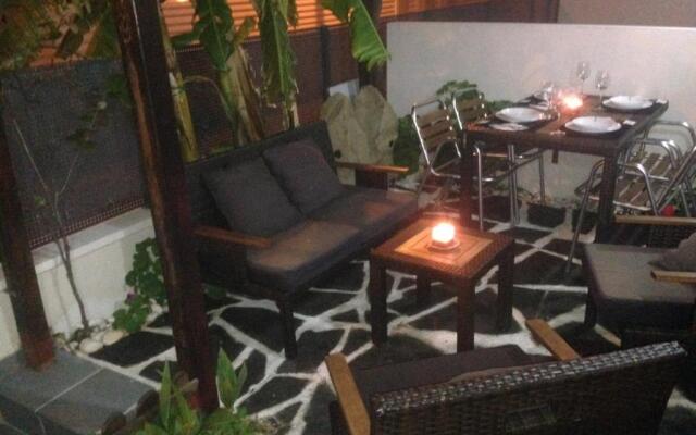 PLAYA ALMARDA,PISCINA,2 TERRAZAS,WIFI,PARKING,BBQ,TRANQUILo