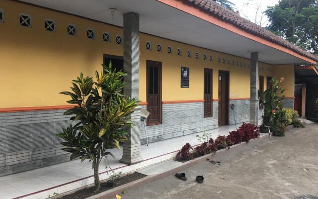 Penginapan Mentorogo Kaliurang RedPartner