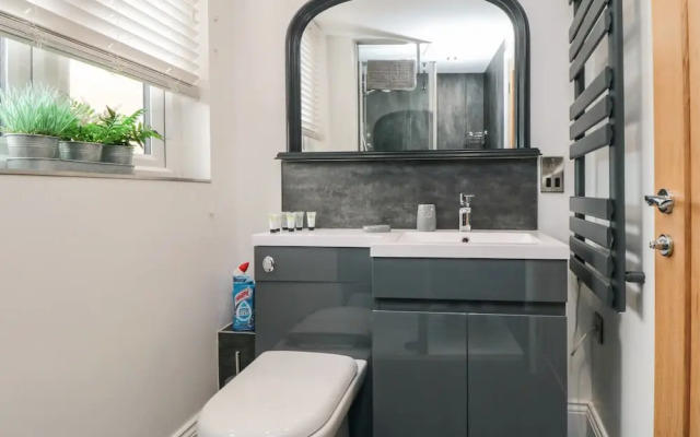 Tower Apartment