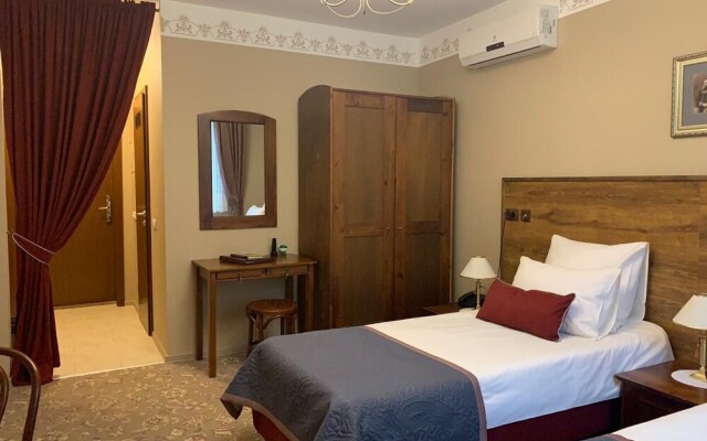 Altun Estate Hotel Lake House