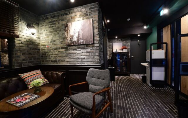 Brown Dot Hotel Daeyeon