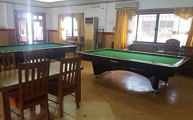 Woodland Hotel