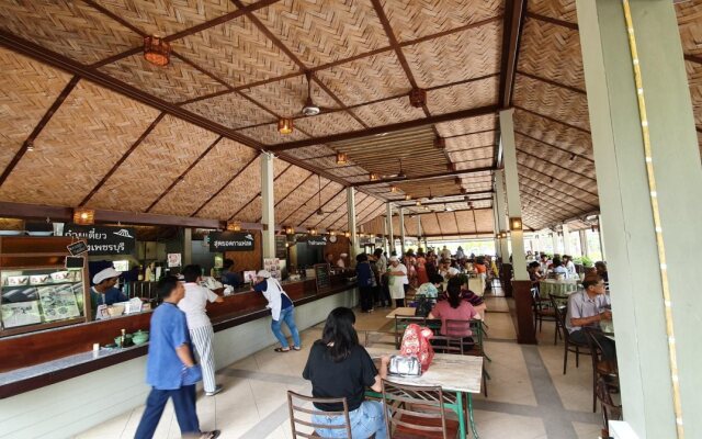 Sampran Riverside