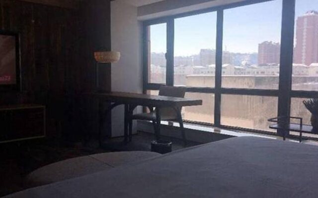 Urumqi Soluxe Hotel