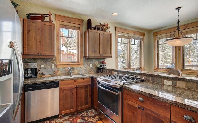 6546 Settlers Creek Townhomes 2 Bedroom Townhouse by RedAwning