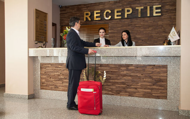 Hotel Megalos