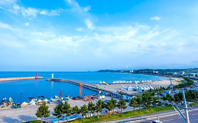 Yangyang Hotel Carrot