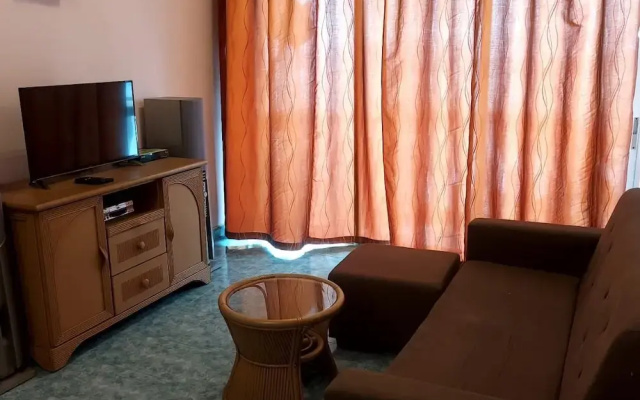 Glory 2 Beds Room By Alpine