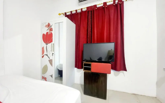 RedDoorz @ Permata Hijau Batu Aji