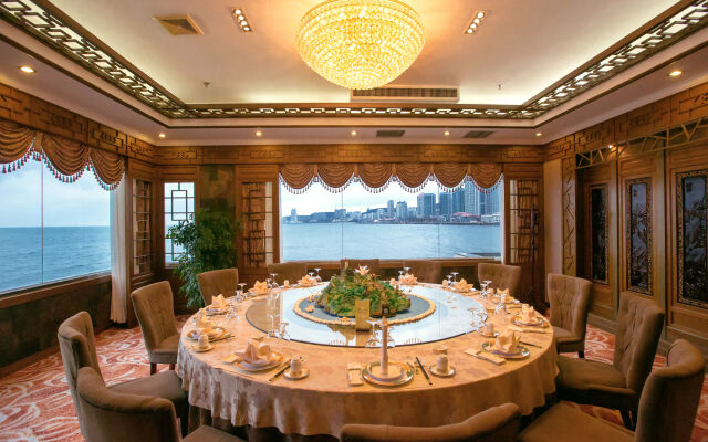 Yantai Golden Gulf Hotel