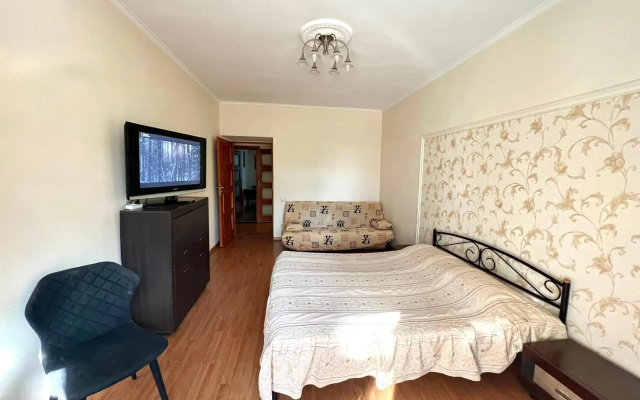 Apartment on Skorykovskyi Lane 4