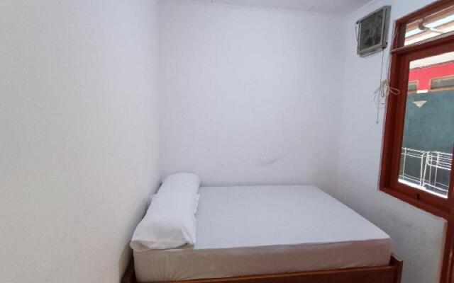 OYO 91341 D'phoenix Anggrek Syariah Residence
