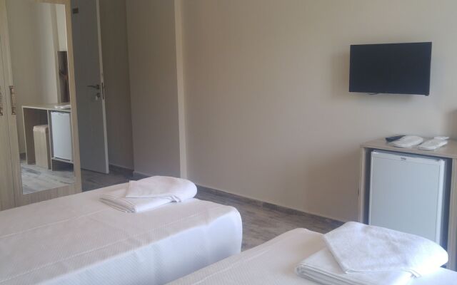 Deniz Otel