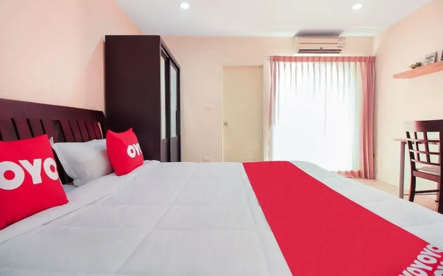 OYO 274 Meesook Residence