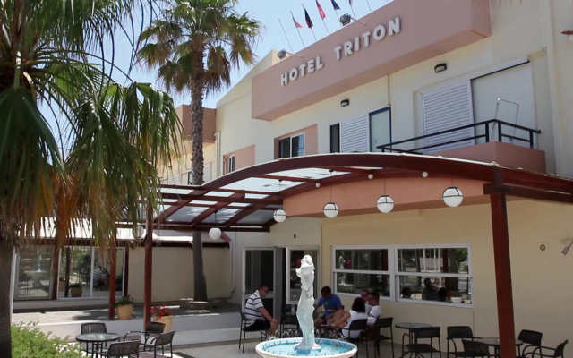 Hotel Triton