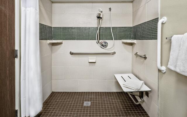 Staybridge Suites Lubbock - University Area by IHG