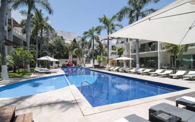 Luxury Condo Boutique