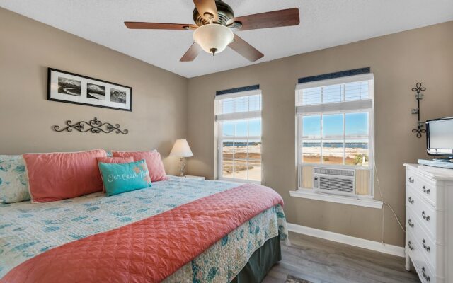 Pelican Roost 2 Bedroom Townhouse by RedAwning