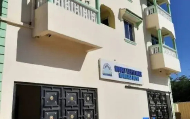 Royal Studio Apartments