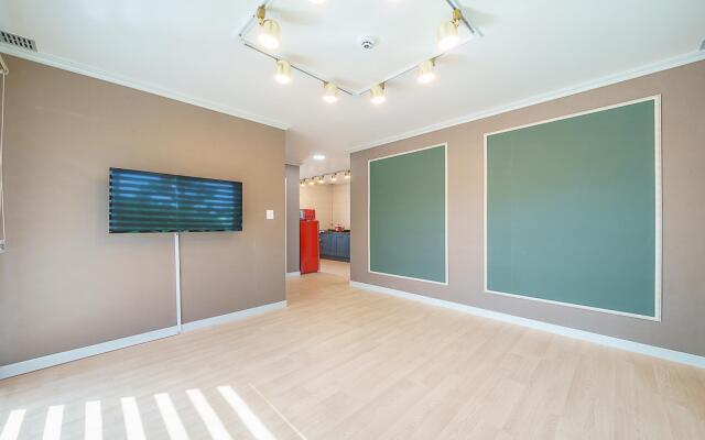 Donghae Beobeulenjel Pension