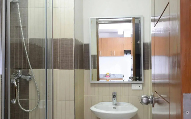 Mactan Seaside Apartments