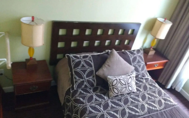 Adelaide Hostel