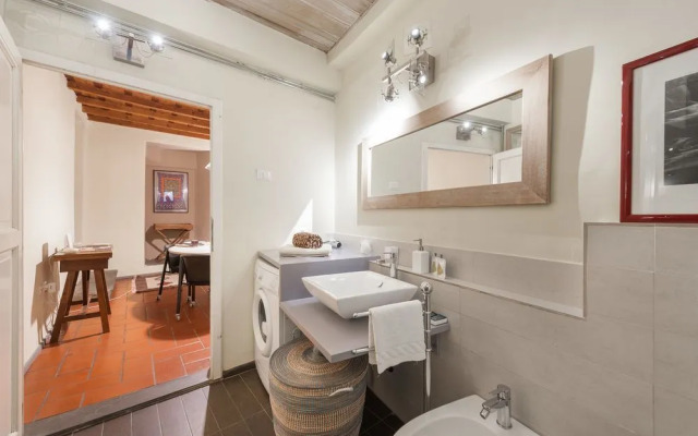 Short-let Florence Charming Suite