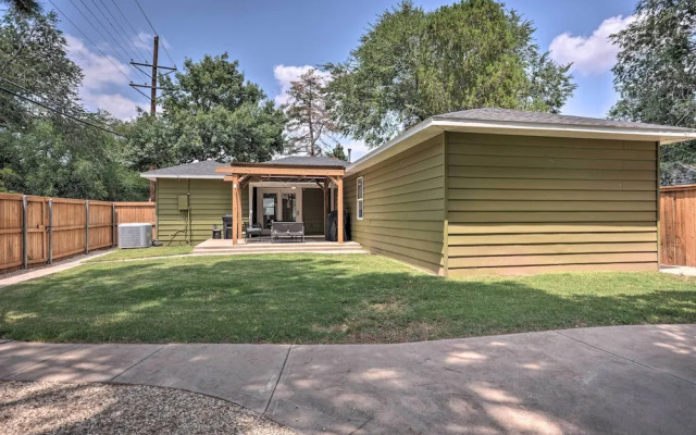 Stylish Home - Walk to Texas Tech University!